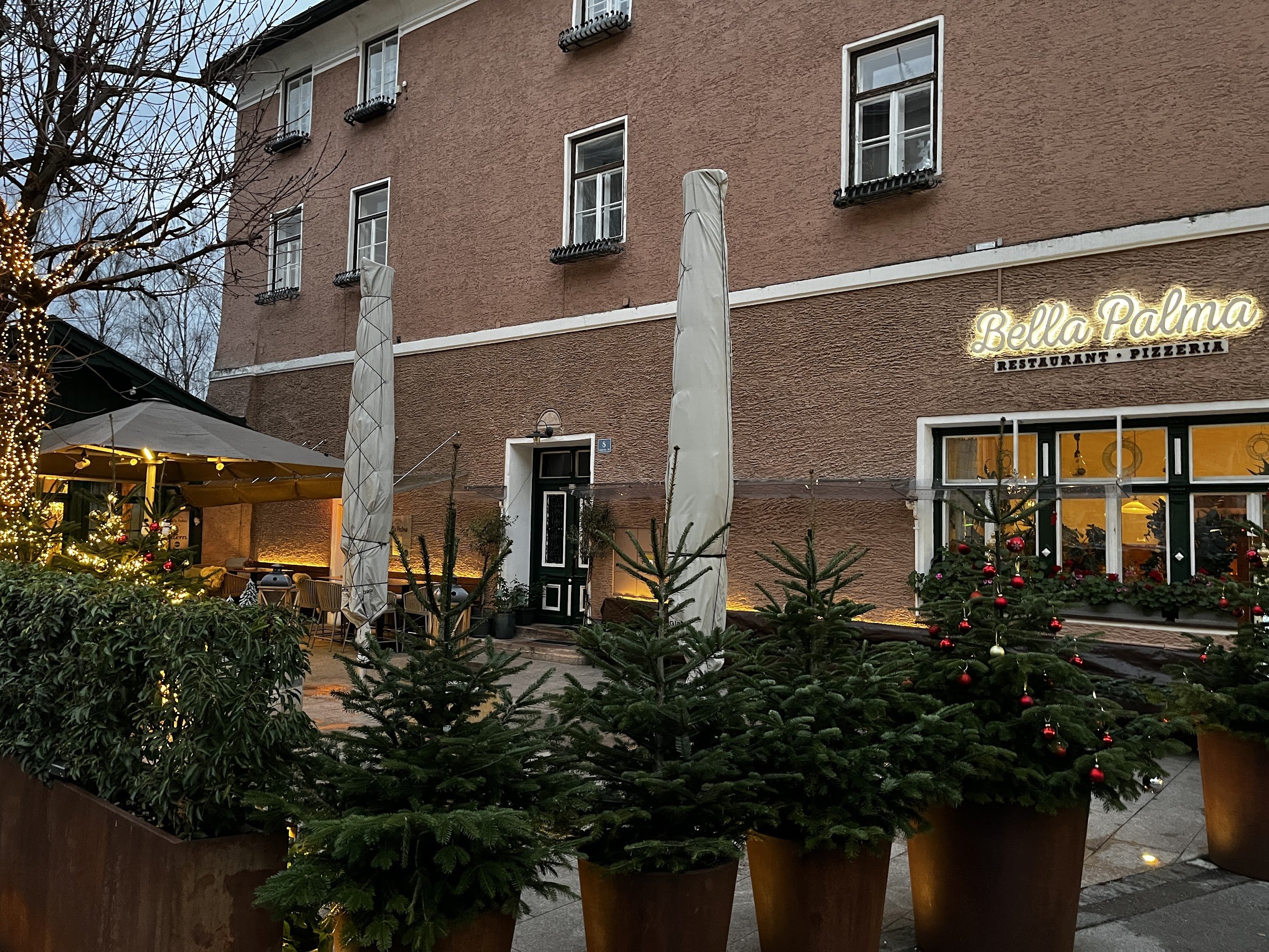 Pizzeria Restaurant Bella Palma Hallein